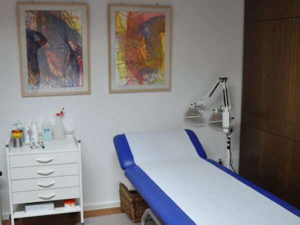 Großes Sprechzimmer